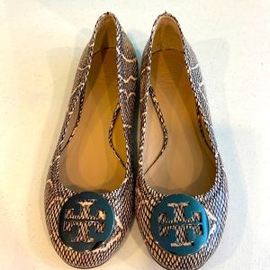 Tory Burch Snakeskin flats size 7